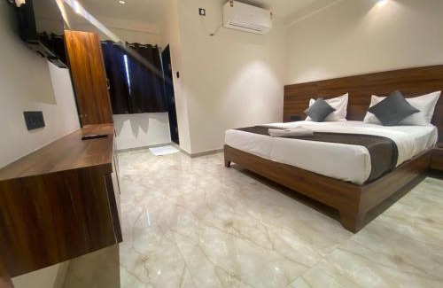 Rajgurunagar Hotel | Aatithya Residency