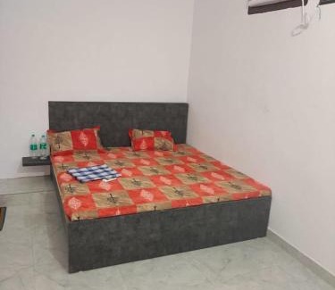 Derapur Hotel | Abhinav hoteL