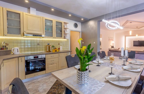 Dugopolje Villa | About Villa Maris