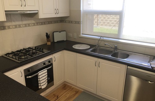 Henley Beach Apartment | Absolute Beachfront - simply enjoy