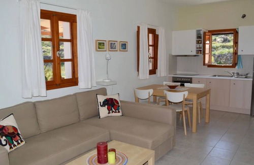 Imerovigli House | Absolute Peace in a beautiful setting - south villa