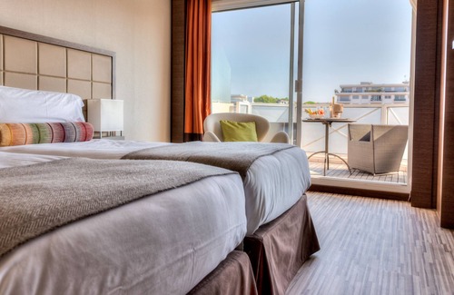 Antibes Hotel | AC Hotel by Marriott Ambassadeur Antibes - Juan Les Pins