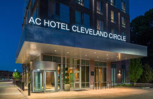 Cleveland Circle Hotel | AC Hotel by Marriott Boston Cleveland Circle