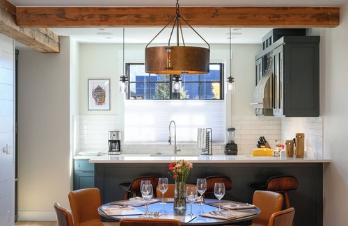 Crested Butte Condo | Academy Place | Yarrow