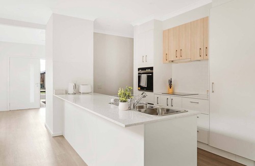 Darley House | Accessibility-Friendly 3-Bedroom Home with Free Wi-Fi