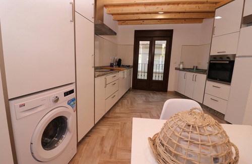 Cuntis House | Accommodation in cuntis pontevedra, spa, holiday tourism, Casa As Burgas