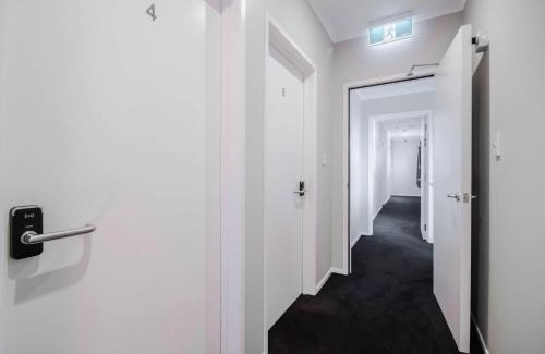 Papatoetoe Hotel | ACL Studio Units