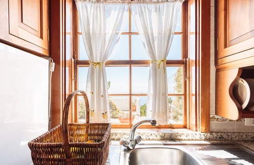 Malpaises Cottage | Acogedora Casita con Vistas al Mar, Wifi y Barbacoa Techada