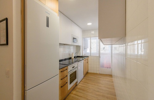 Casco Antiguo Bed & Breakfast | Acogedora habitación cerca al Polideportivo Los Cantos en Alcorcón SAP35D