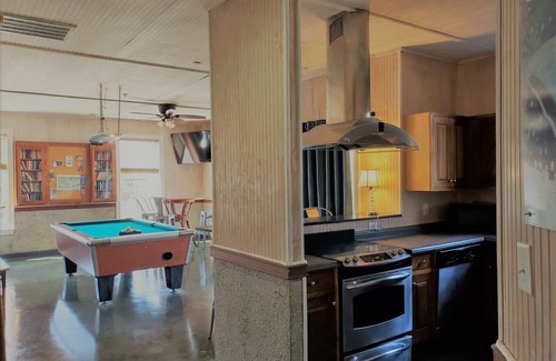 Ash House | Across the street from the ocean!