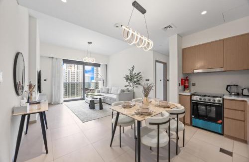 Downtown Dubai Apartment | Act tower-1BR near burj khalifa