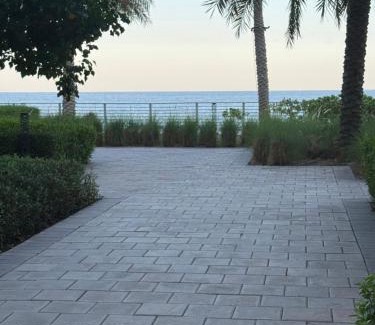 Al Kubus Apartment | Address Beach Resort Fujairah - AU 79 CODE