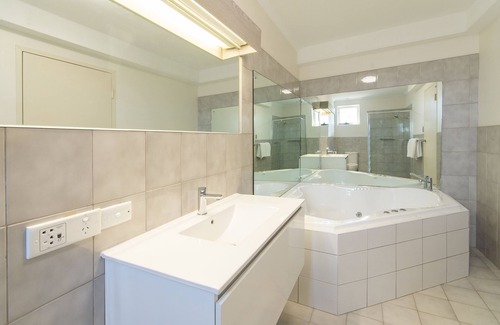 Kent Town Hotel | Adelaide Royal Coach