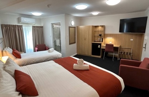 Kent Town Hotel | Adelaide Royal Coach