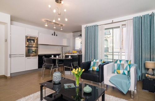 Thiers Apartment | Adele - Elegant with modern styling VRBO