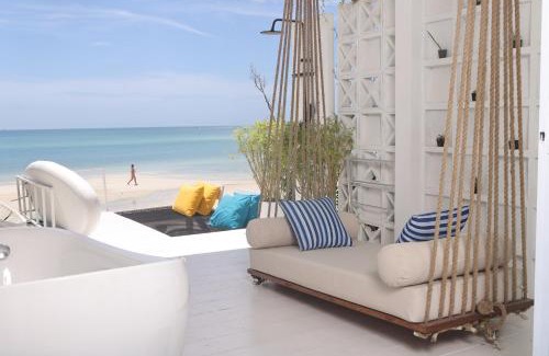 Chaloklum House | Adika - The beachfront Loft