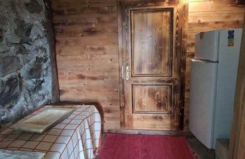 Stall Cabin | 'Adlerhütte' with Mountain View, Private Garden and Wi-Fi