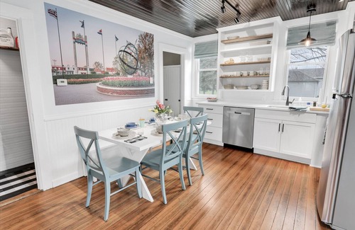 Pella House | Adorable Little Yellow House, Prime Location! Downtown Pella, IA