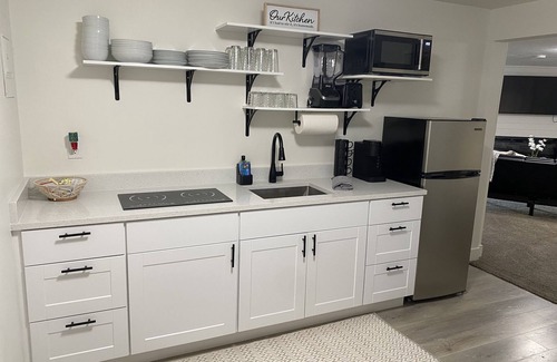 Taylorsville Apartment | Adorable Studio by SLCC
