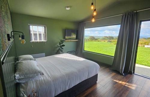 Drimoleague Resort | Adults-Only Retreat with Private Spa & Stunning Sea Views