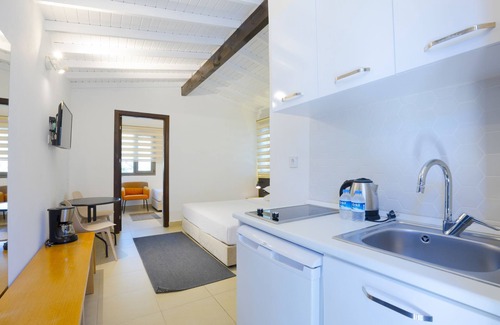 Tokoglu House | AEGEAN Apartments Bungalows - Comfort 2 Bedrooms with Kitchenette