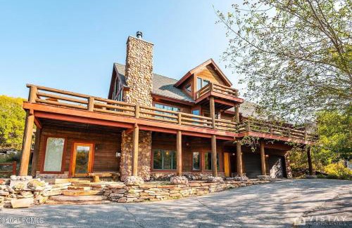 Aerie House | Aerie Alcove Lodge With Private Hot Tub & Sauna!