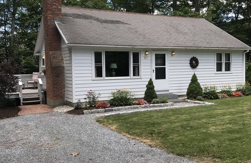 Dorset House | AFFORDABLE, CHARMING, DORSET GETAWAY. PET FRIENDLY. CLOSE TO THE HORSE SHOW.