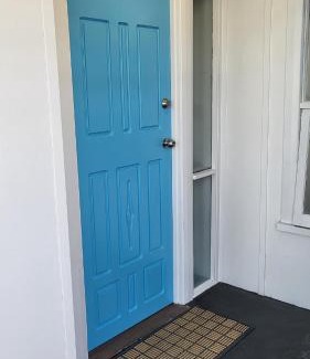 Taperoo House | Affordable full house for family and pet friendly