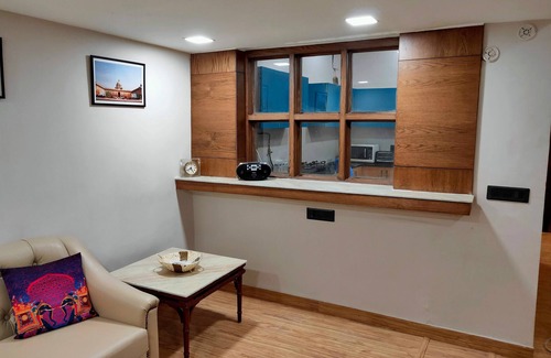 Malviya Nagar House | Affordable Luxury 3 BHK Pool APT in South Delhi