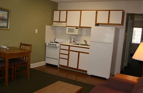 Lexington - Salisbury Hotel | Affordable Suites Lexington