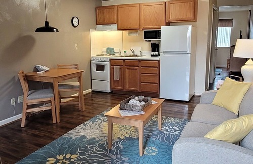 Harrisonburg Hotel | Affordable Suites of America Harrisonburg