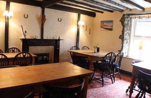 Cwmduad Hotel | Afon Duad Inn