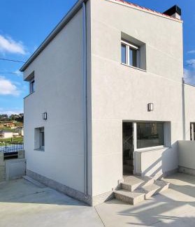 Arnados Apartment | AG Casa do Ramon en Playa Razo con patio exterior