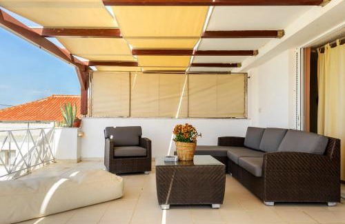 Akrogialion Apartment | AGALI 2 Superior Mezonet front of the sea