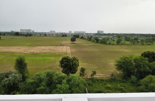 Sitapura House | AH South 2BHK Retreat w Pool Access