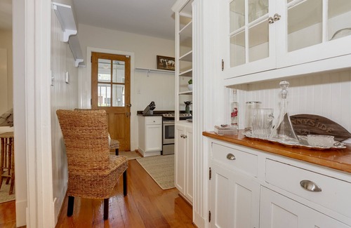 Aiken House | Aiken- Downtown Historic Cottage- Golf, Horses, Tennis, Bruce's Field