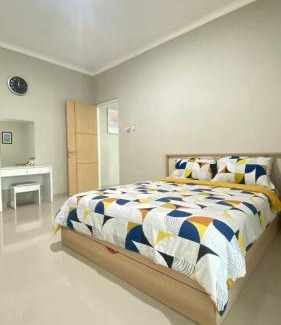 Sidomulyo Villa | Aira Villas Private Pool