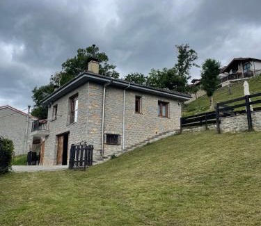 Brez House | AIRE DE PICOS Sur