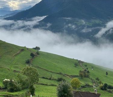 Brez House | AIRE DE PICOS Sur