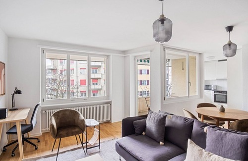 Oerlikon Apartment | Airy Oerlikon 3.5 Room w/Parking, 1min to Train Station, by Blueground