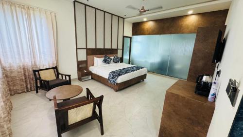 Udaipur Resort | Akaya Hills