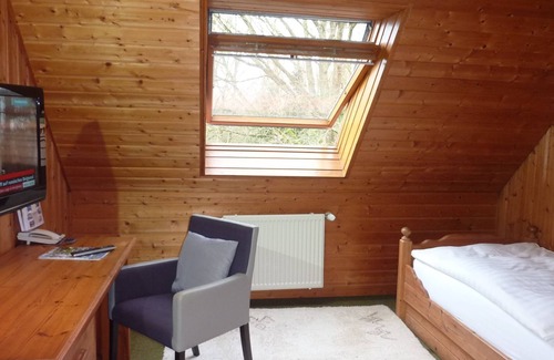 Harpstedt Hotel | AKZENT Hotel Zur Wasserburg , bed & breakfast