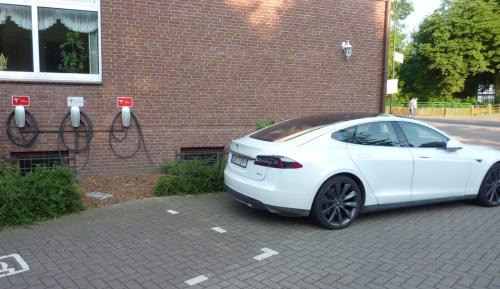 Harpstedt Hotel | Akzent Hotel Zur Wasserburg - Hotel Garni bed & breakfast