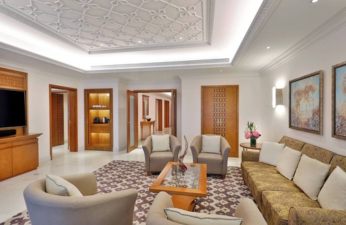 Al-Bustan Resort | Al Bustan Palace, a Ritz-Carlton Hotel