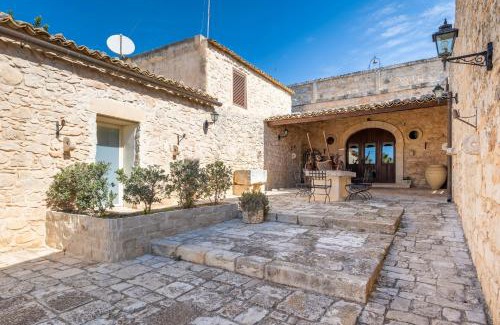 Ragusa House | Al Casale - private pool