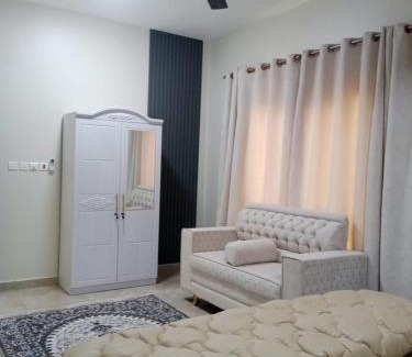 Ash Sharqiyah North Governorate Apartment | Al Khashabah Apartment شقة في طريق إزكي - سناو
