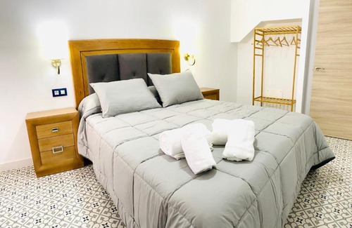 Margallo Apartment | Al-Qazeres Suites