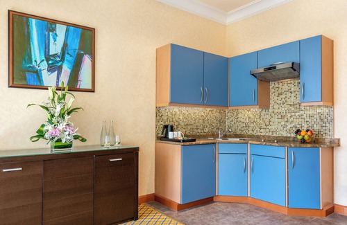 Abu Dhabi Hotel | Al Raha Beach Resort & Spa