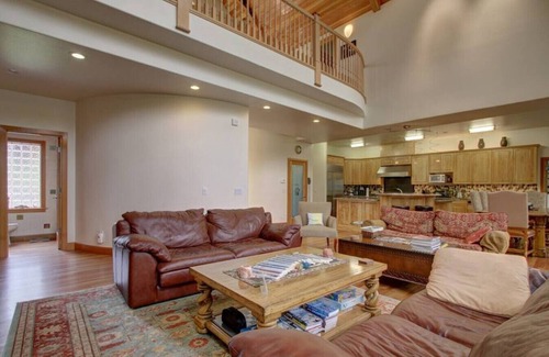 Big Lake House | Alaska Lake Front Luxury