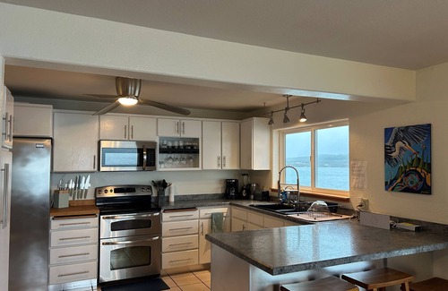 Ketchikan Apartment | Alaskan Fishing package, water front 3 bedroom apt, Car and fishing boat